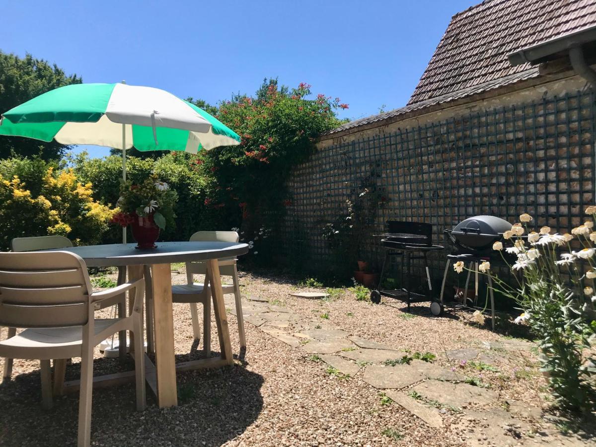 Gite De Mauxe Acquigny Exteriér fotografie